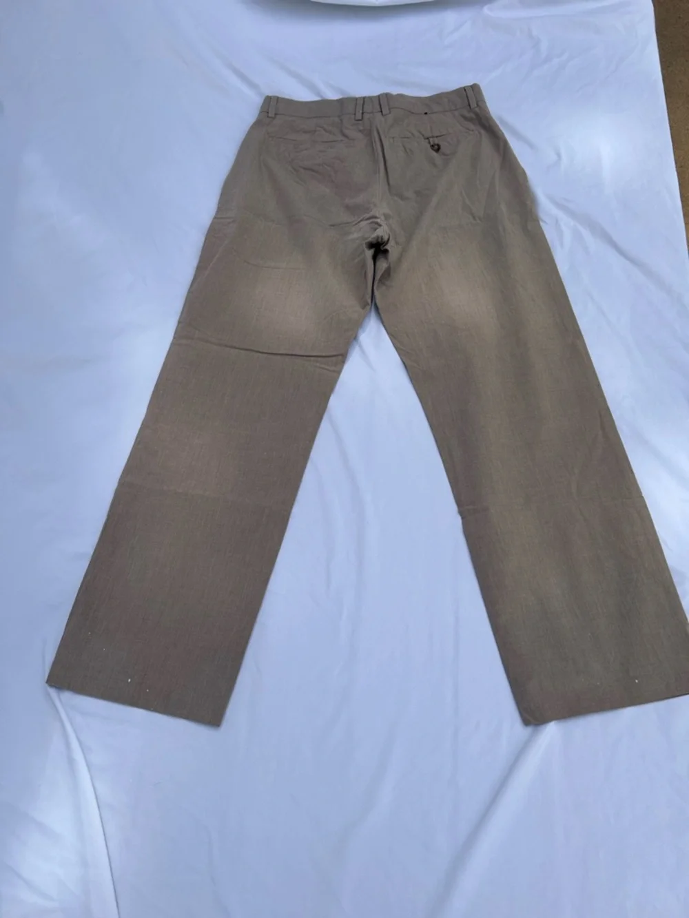 Banana Republic Men's Tan Straight-Leg‎ Chinos size 30x30